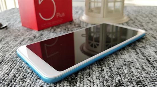 4款熱門千元全面屏手機(jī) 哪個(gè)才是你的菜？