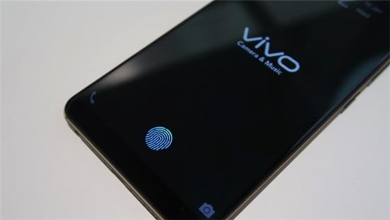 vivo屏下指紋手機亮相CES 2018 可量產