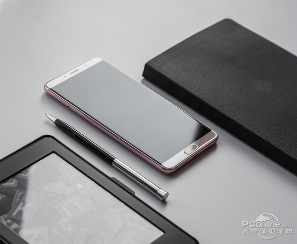 旗艦手機有哪些?2699元起高關注熱銷手機推薦