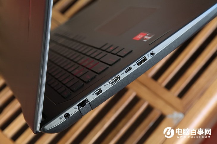 AMD銳龍3A游戲信仰 華碩S7ZC玩家國度ROG游戲本評測