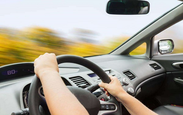 40年老司機總結的20條駕駛技巧 看一遍勝過你開10年車!