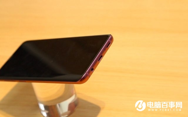 全面屏雙攝設(shè)計 三星S9+圖賞