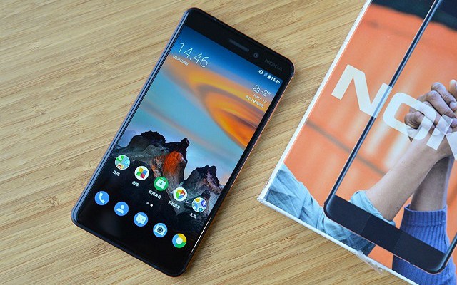 新年就要換新機(jī) 5款2018年新發(fā)布值得買(mǎi)的手機(jī)推薦