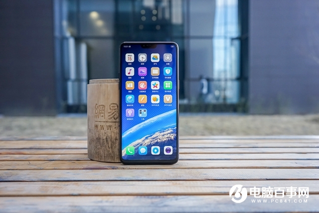 OPPO R15異型全面屏真機圖賞 OPPO R15參數詳解