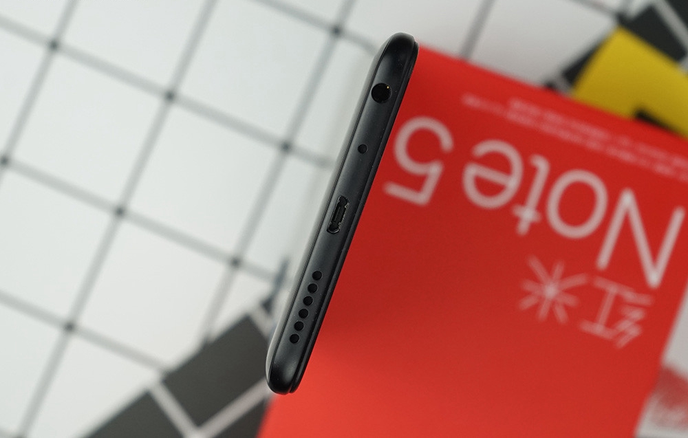 AI雙攝+人臉解鎖 紅米Note5真機圖賞