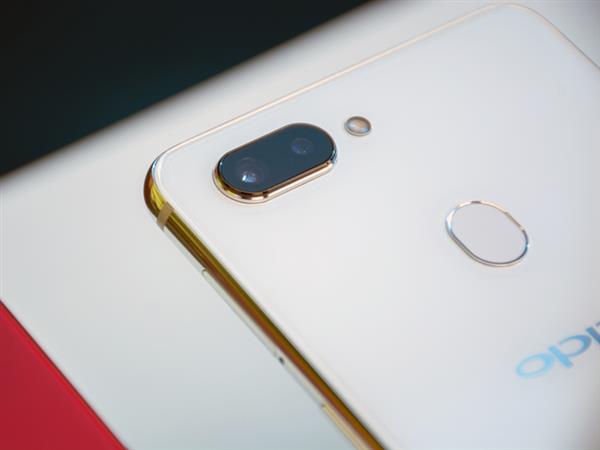 OPPO R15值不值得買(mǎi)？ 這篇文章告訴你