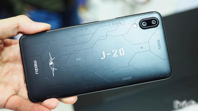 專屬定制設(shè)計(jì) 魅藍(lán)E3殲-20定制版圖賞