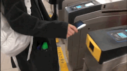 iPhone如何開通公交卡 Apple Pay交通卡常見問題匯總解答