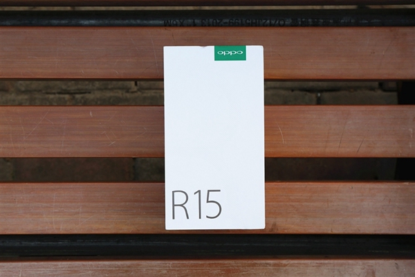 OPPO R15全面評測 最超值的異形全面屏!