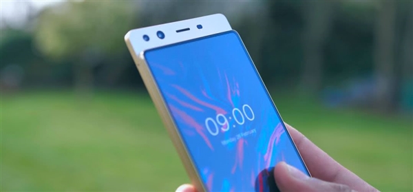 國產真全面屏手機MIX4亮相：設計真討巧！