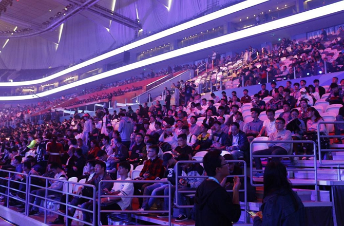 會變色更潮美 榮耀10發布會直播圖文回顧