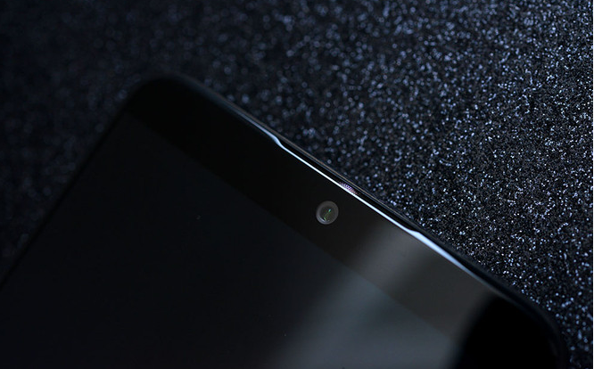 魅族15Plus真機開箱圖賞與評測 