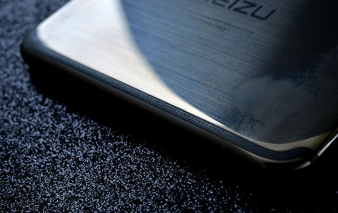 魅族15Plus真機開箱圖賞與評測 