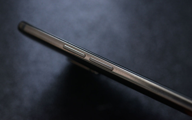 魅族15Plus真機開箱圖賞與評測 