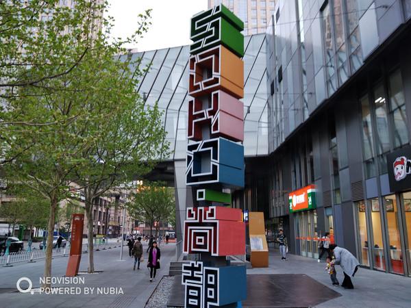 魅藍(lán)E3和努比亞Z18mini哪個(gè)好?nubia Z18mini與魅藍(lán)E3區(qū)別對比