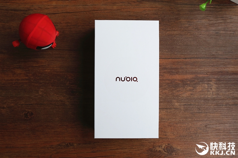 1799元起!努比亞Z18mini評測:3D曲面玻璃+2400萬像素