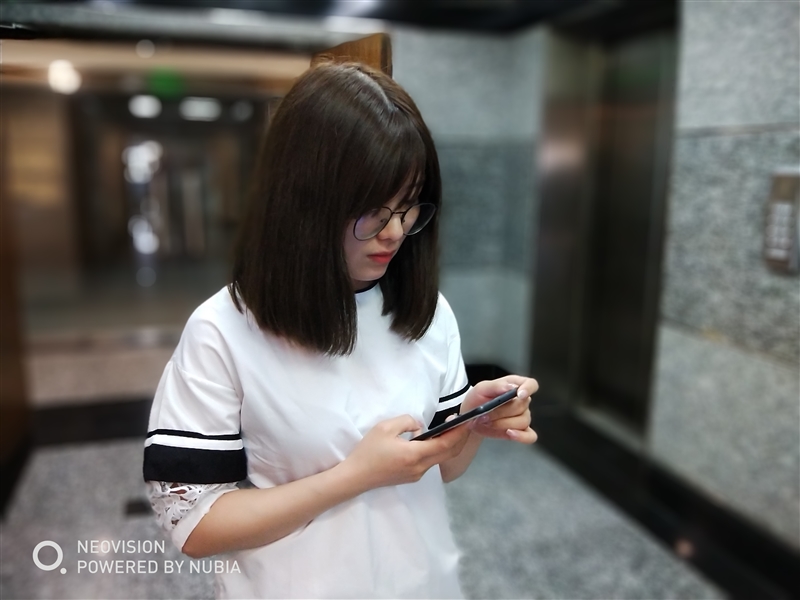 1799元起!努比亞Z18mini評(píng)測(cè):3D曲面玻璃+2400萬像素