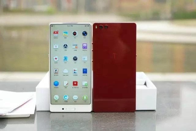 8款被網(wǎng)友吐槽最多的手機(jī)盤點(diǎn) 你正準(zhǔn)備買哪款?