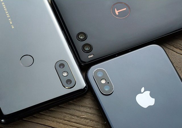 堅果R1、小米MIX2S、iPhone X對比評測 國產旗艦對決蘋果