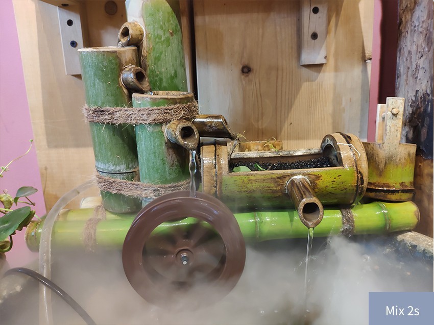 堅果R1、小米MIX2S、iPhone X對比評測 國產(chǎn)旗艦對決蘋果