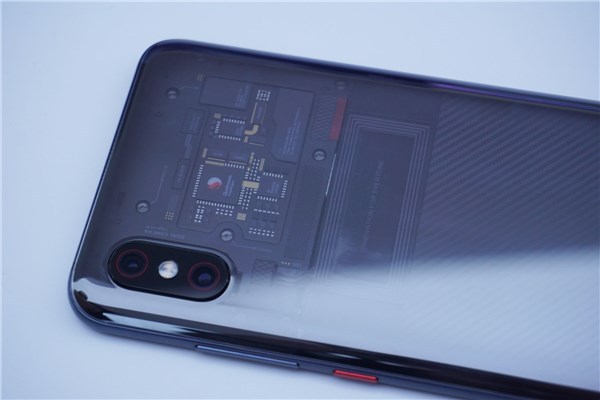 小米8透明探索版配置怎么樣 小米8透明探索版參數(shù)與圖賞