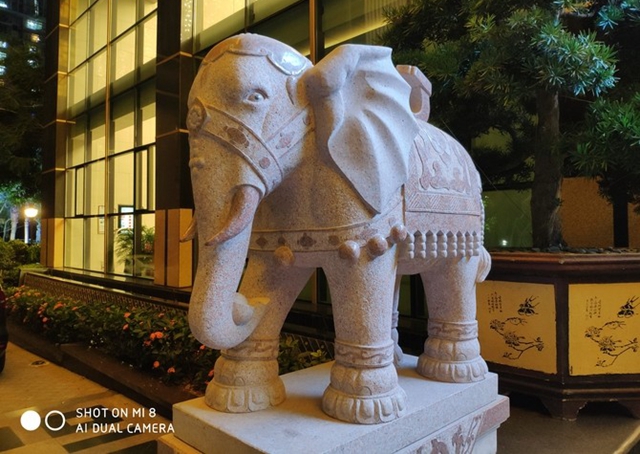 小米8值得買嗎?小米8詳細(xì)評(píng)測(cè)