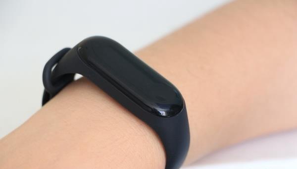 小米手環3上手:帶來8大升級