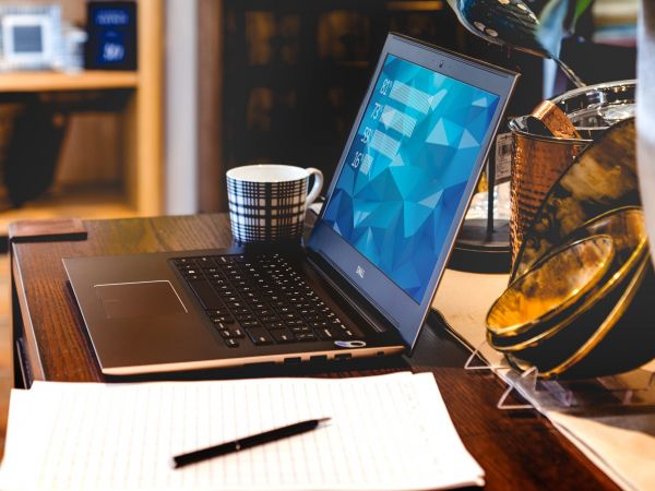 企業辦公首選：輕薄、高效的八代酷睿戴爾Vostro成就5000