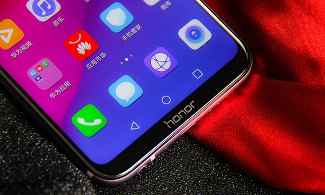 榮耀Play值得買嗎？全面的榮耀Play評(píng)測(cè)