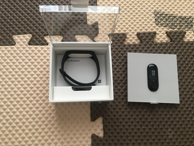 續航20天/觸摸大屏 小米手環3開箱圖賞