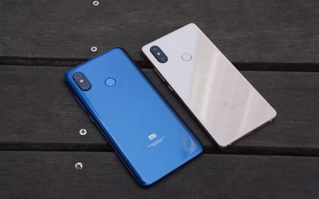 小米8和小米8 SE對比圖賞 外觀哪個好看？