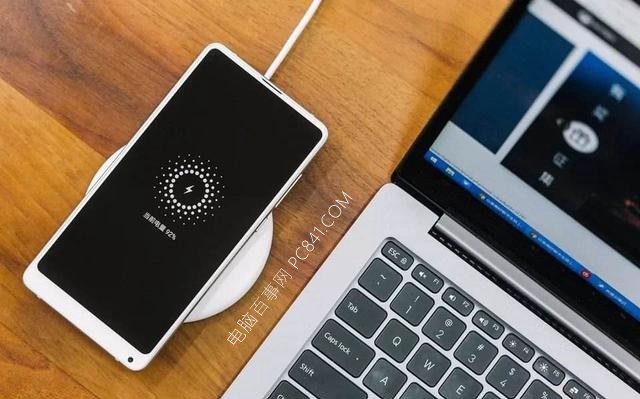 小米8和MIX2S哪個好？小米MIX2S和小米8區別對比