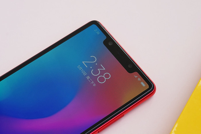 小米8 SE紅色好看嗎?小米8 SE亮紅色開箱圖賞