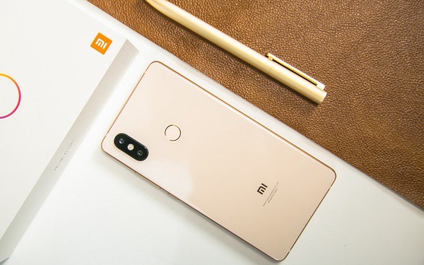 618千元機(jī)怎么選 4款2018高性價比千元手機(jī)推薦