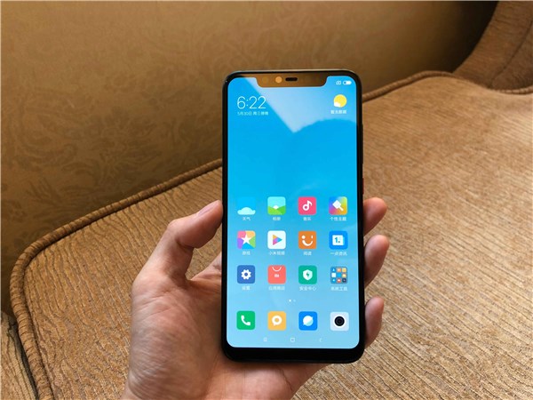 小米8和vivo NEX哪個好？vivo NEX對比小米8透明探索版區別