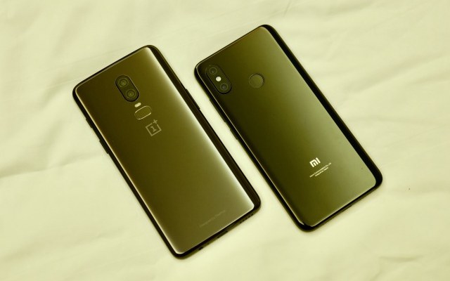 小米8和一加6買哪個(gè)好?差價(jià)500小米8對(duì)比一加6的區(qū)別