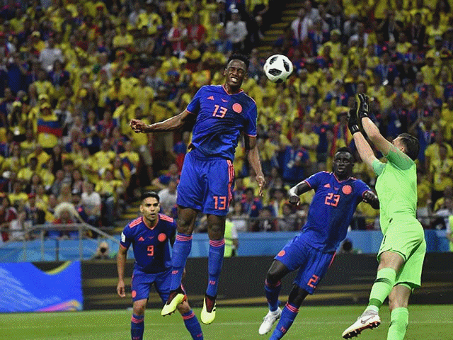 ↑這是哥倫比亞隊(duì)球員米納在比賽中頭球攻門得分。新華社記者賀燦鈴攝 2018世界杯波蘭0-3哥倫比亞全程視頻錄像回看