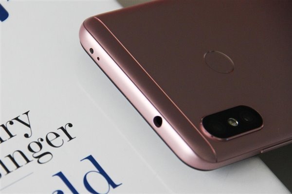 紅米6 Pro配置怎么樣 紅米6 Pro參數與真機圖賞