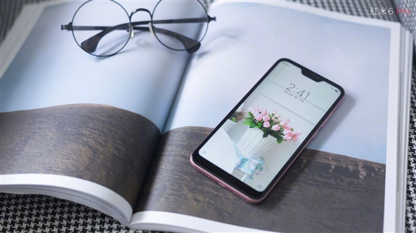 999元起！紅米6 Pro正式發布：小劉海＋4000mAh