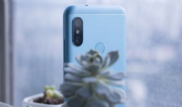 紅米6 Pro值得買嗎?紅米6 Pro全面屏評測