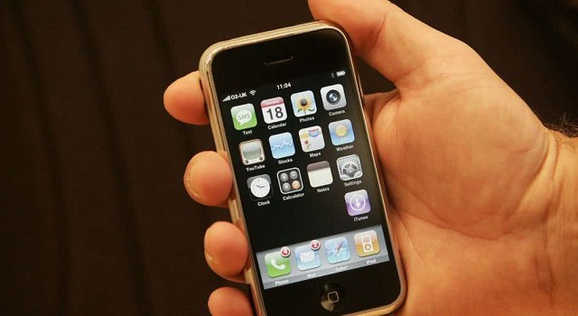 智能手機屏占比進化史：52%到93.8％十年逐步實現