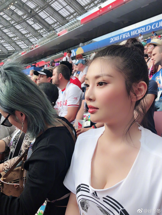 2018世界杯足球寶貝圖片 2018世界杯性感足球美女圖片大全