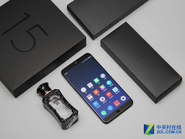 暑假出游拍照手機怎么選 我就看好這四款 