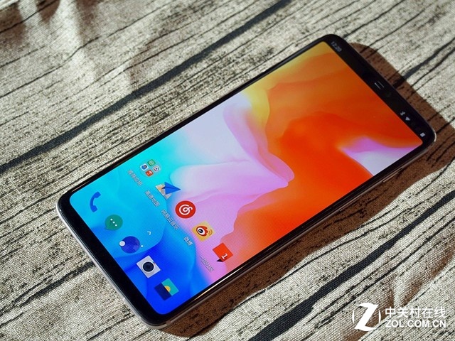 暑假出游拍照手機(jī)怎么選 我就看好這五款