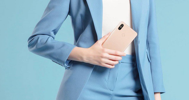 小米Max3巨屏手機(jī)配置參數(shù)與真機(jī)圖賞 巨屏長(zhǎng)續(xù)航