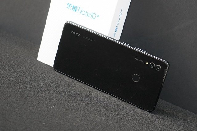 小米Max3和榮耀Note10哪個(gè)好 榮耀note10對(duì)比小米max3區(qū)別