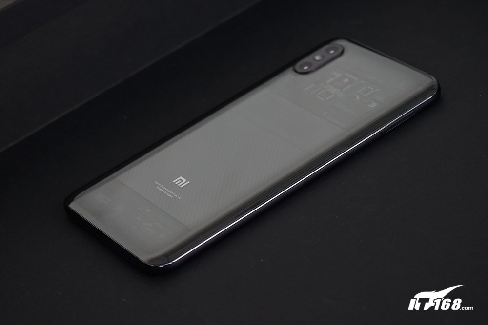 值得2個(gè)月等待 小米8透明探索版開(kāi)箱圖賞(8/18)