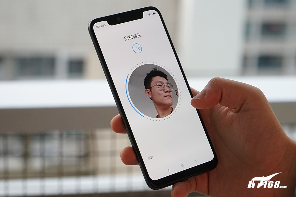 值得2個月等待 小米8透明探索版開箱圖賞(14/18)