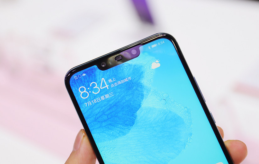 華為Nova3圖賞:主打顏值 支持GPU Turbo游戲極速技術