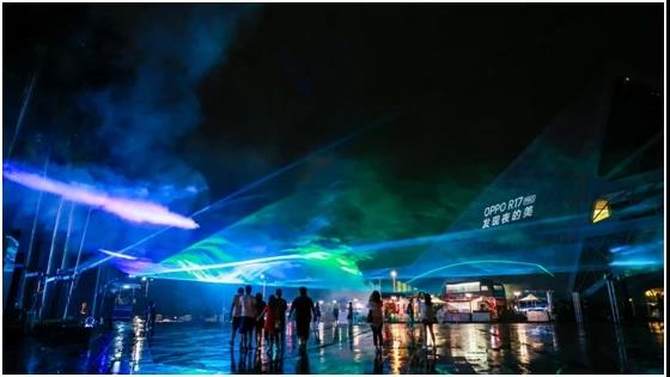 OPPO正式宣布OPPO R17系列即將發(fā)布：發(fā)現(xiàn)夜的美